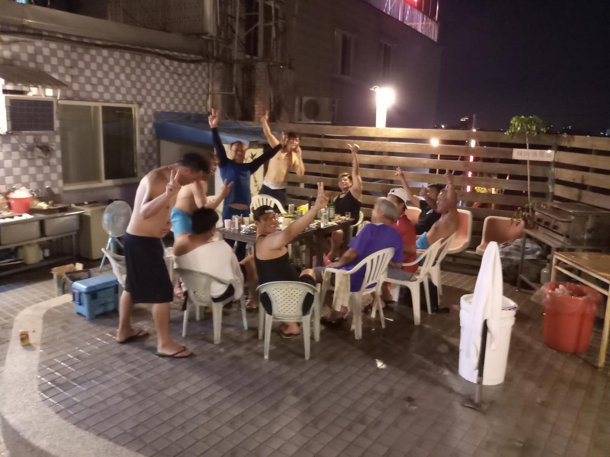 푸티 커머셜 호텔 룽탄 외부 사진